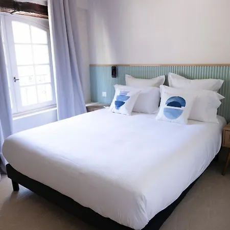 Hotel La Bastide De 3*